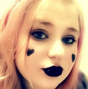 Meet your Posher, Brianna